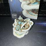 (Category: ) located in . Submitted by ktkhong93 (Listing ID 1287290570, Image 1). Description: .
