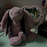 (Category: ) located in . Submitted by vqlree_ (Listing ID 1349978835, Image 1). Description: .