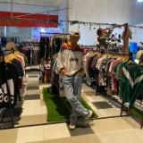 (Kategori: ) berada di . Dikirim oleh _onedee_ (ID iklan 1379903723, Gambar 1). Deskripsi: .