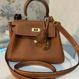 (Kategori: ) berada di . Dikirim oleh mrchasyrmnaima30 (ID iklan 1336509397, Gambar 1). Deskripsi: .