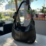 (Category: ) located in . Submitted by conteur.shop (Listing ID 1363179525, Image 1). Description: .