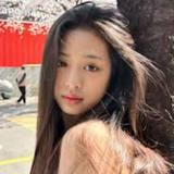 (Category: ) located in . Submitted by babymonsterahyeon777 (Listing ID 1343966771, Image 1). Description: .