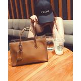 (Kategori: ) berada di . Dikirim oleh madame_barone (ID iklan 1385424915, Gambar 1). Deskripsi: .