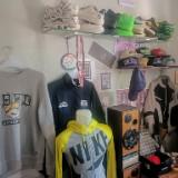 (Kategori: ) berada di . Dikirim oleh fajar.r (ID iklan 1350424741, Gambar 1). Deskripsi: .