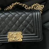 (Kategori: ) berada di . Dikirim oleh hercouture.id (ID iklan 1355059669, Gambar 1). Deskripsi: .