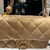 (Category: ) located in . Submitted by quicklydeals (Listing ID 1374412818, Image 1). Description: .