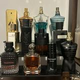 （分類：）位於 。 由 johnporkerspiderman 提交（商品編號 1353570420，圖片 1）。簡介： 。