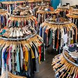 (分類:)位於 。 由 secondhandclothesforshorty 提交(商品編號 1387407691,圖片 1)。簡介: 。