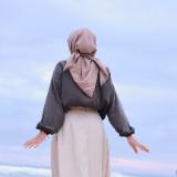 (Kategori: ) berada di . Dikirim oleh deihannisa (ID iklan 1374479890, Gambar 1). Deskripsi: .