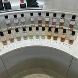 (Category: ) located in . Submitted by allaroundperfume (Listing ID 1351001593, Image 1). Description: .