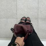 (Kategori: ) berada di . Dikirim oleh aira_thriftgoodies (ID iklan 1365524255, Gambar 1). Deskripsi: .