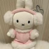 (Category: ) located in . Submitted by livly_shop (Listing ID 1385512774, Image 1). Description: .