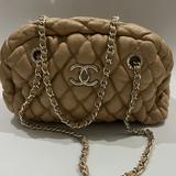 (Kategori: ) berada di . Dikirim oleh arssecondhandbag (ID iklan 1362226335, Gambar 1). Deskripsi: .