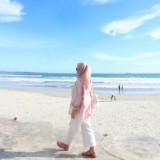 (Kategori: ) berada di . Dikirim oleh by_pheww (ID iklan 1365266090, Gambar 1). Deskripsi: .