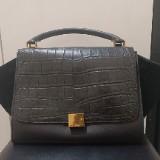 (Kategori: ) berada di . Dikirim oleh secondhand.mulus (ID iklan 1370284657, Gambar 1). Deskripsi: .