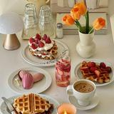 (Category: ) located in . Submitted by wardrobeandwords (Listing ID 1375686534, Image 1). Description: .