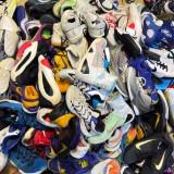 (Kategori: ) berada di . Dikirim oleh ddt_sneakers (ID iklan 1361517150, Gambar 1). Deskripsi: .