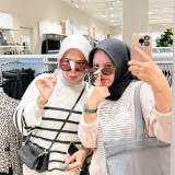 (Kategori: ) berada di . Dikirim oleh prelovednyakukamu (ID iklan 1375083425, Gambar 1). Deskripsi: .