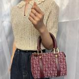 (Category: ) located in . Submitted by avantstyle (Listing ID 1376475630, Image 1). Description: .