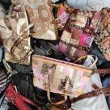 (Kategori: ) berada di . Dikirim oleh vintageloverscoach (ID iklan 1379993103, Gambar 1). Deskripsi: .