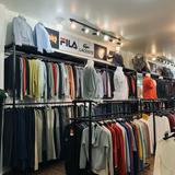(Kategori: ) berada di . Dikirim oleh fenukuthriftshop (ID iklan 1382168371, Gambar 1). Deskripsi: .