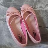 (Kategori: ) berada di . Dikirim oleh christina040057 (ID iklan 1384328080, Gambar 1). Deskripsi: .