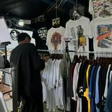 (Category: ) located in . Submitted by nyet_thrift (Listing ID 1384824160, Image 1). Description: .