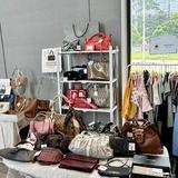 (Kategori: ) berada di . Dikirim oleh thenticbags.lita (ID iklan 1378077820, Gambar 1). Deskripsi: .