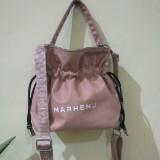 (Kategori: ) berada di . Dikirim oleh preloved_glory (ID iklan 1386820515, Gambar 1). Deskripsi: .