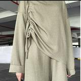 (Kategori: ) berada di . Dikirim oleh preloved_marukocannn (ID iklan 1386138459, Gambar 1). Deskripsi: .