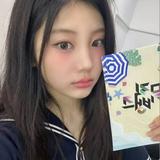 (分類:)位於 。 由 snna._.626 提交(商品編號 1424246279,圖片 1)。簡介: 。