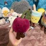 (分類:)位於 。 由 carie_resell_uk 提交(商品編號 1465134006,圖片 1)。簡介: 。