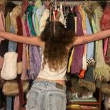 (Category: ) located in . Submitted by pepa_closet (Listing ID 1427096280, Image 1). Description: .