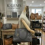 (Category: ) located in . Submitted by kgemsluxuryboutique (Listing ID 1449718350, Image 1). Description: .