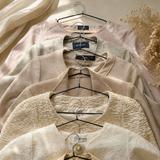 (Category: ) located in . Submitted by thrift.affair (Listing ID 1457247984, Image 1). Description: .
