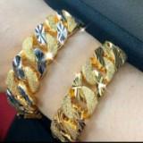 (Category: ) located in . Submitted by midahsfashion (Listing ID 1422086546, Image 1). Description: .