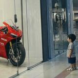 (Category: ) located in . Submitted by mr_sharif9 (Listing ID 1458710484, Image 1). Description: .