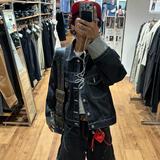 (Category: ) located in . Submitted by leelooo_ (Listing ID 1460530335, Image 1). Description: .
