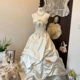 (Category: ) located in . Submitted by vintagelover.owl (Listing ID 1468119010, Image 1). Description: .